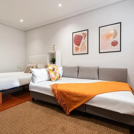 El Loft De Castrelos Con Parking Apartamento